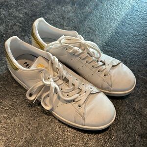 ADIDIAS Stan Smith GOLD Size 9
